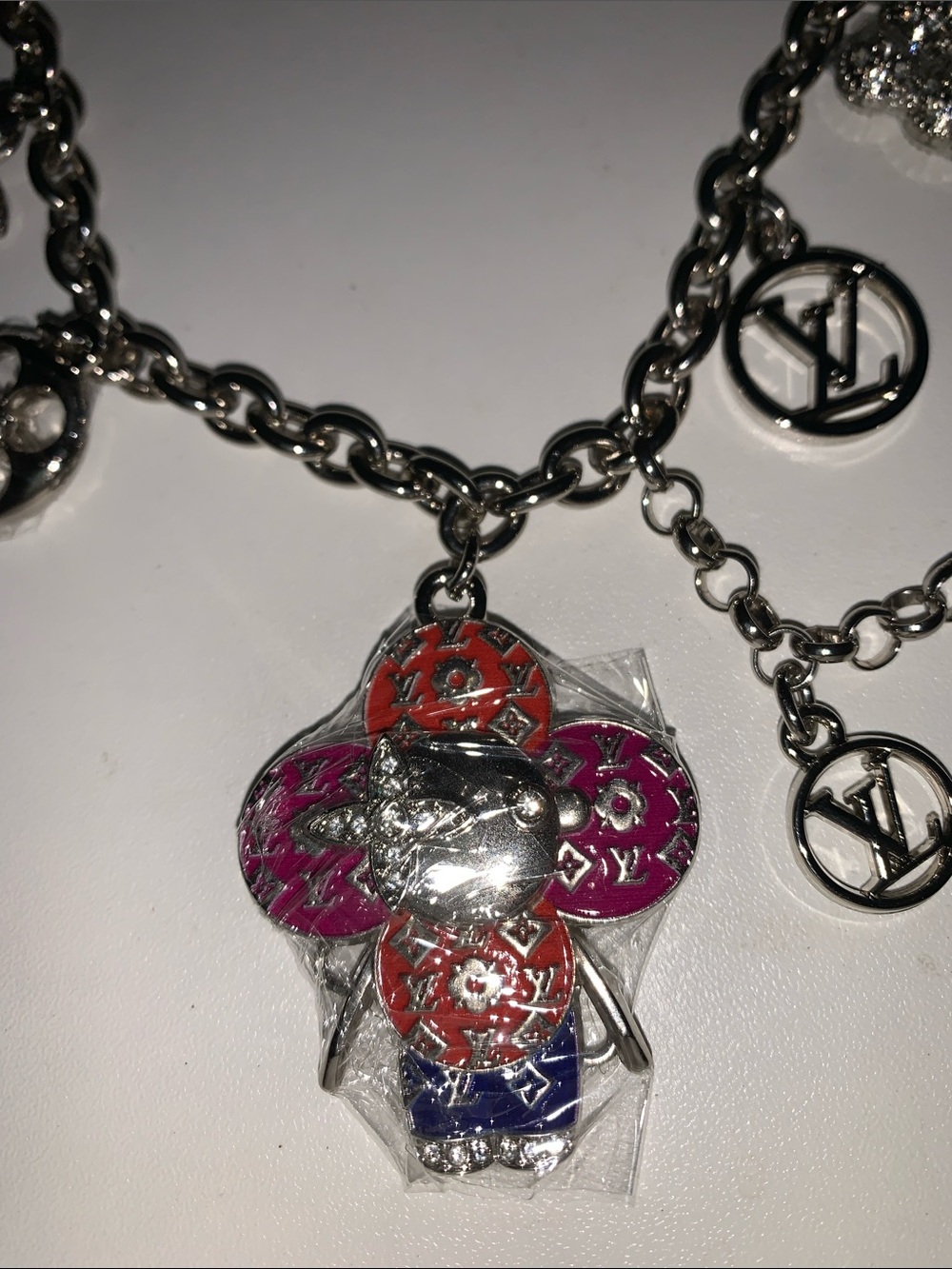 Vivienne purse/bag Charm Chain keychain - Picture 3 of 8